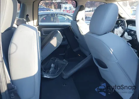 2013 Ram 1500 Big Horn из США, поврежденный, VIN 1C6RR7LT1DS648847